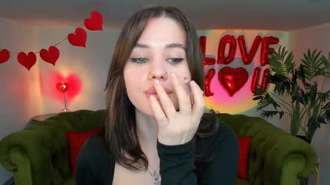 Amelia online show from March 2025 08:55:01 AM