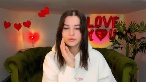 Amelia online show from March 2025 05:00:02 AM