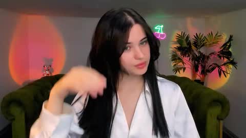 Amelia online show from September 2025 08:58:02 AM