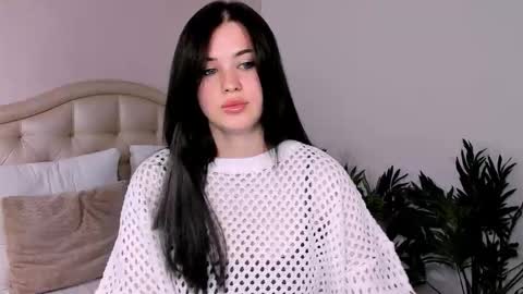 Amelia online show from September 2025 01:11:02 PM