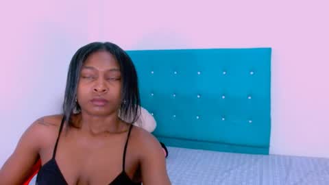 Snapshot of ladypussy69779756 chatting on January 2025 03:49:02 PM laura online show from January 2025 03:49:02 PM