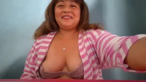 Snapshot of ladysophiebaby1 chatting on May 2026 11:33:02 PM Ladysophiebaby1s online show from May 2026 11:33:02 PM