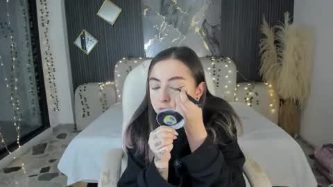 Lady  online show from January 2026 04:26:02 AM