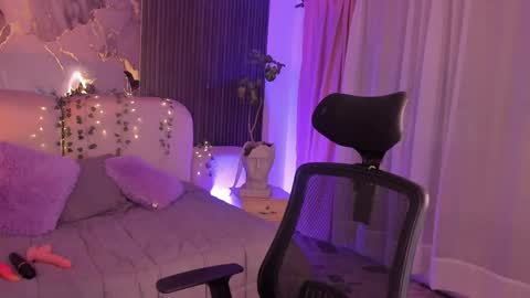 Lady  online show from May 2026 05:16:02 AM