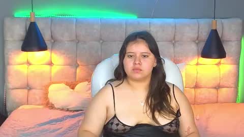 Snapshot of laia_and_aloby chatting on January 2025 06:47:01 PM online show from January 2025 06:47:01 PM