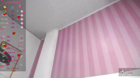 Snapshot of laia_angel_b chatting on March 2025 09:35:02 AM Laia online show from March 2025 09:35:02 AM