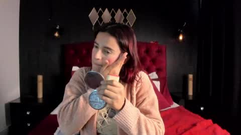 Snapshot of laia_jonees chatting on July 2026 11:37:02 AM Laia online show from July 2026 11:37:02 AM