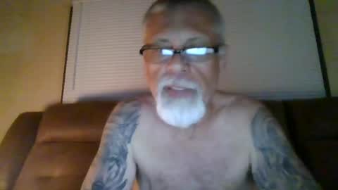 Snapshot of laidbackluxury chatting on June 2026 07:55:02 AM laidbackluxury online show from June 2026 07:55:02 AM