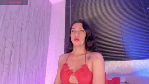 laiily bell online show from November 2025 12:53:02 PM