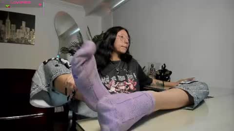 Snapshot of laila_angel chatting on June 2026 07:27:02 PM laila_angel online show from June 2026 07:27:02 PM