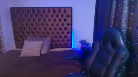 Camila online show from January 2026 05:00:02 AM