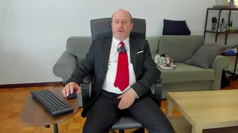 Snapshot of lajose52 chatting on October 2025 07:12:01 PM lajose52 online show from October 2025 07:12:01 PM