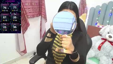 Laskhmirani online show from November 2025 11:20:02 AM