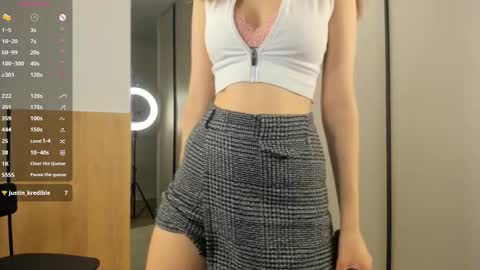 Snapshot of lalajecks chatting on October 2025 08:22:01 PM Julia online show from October 2025 08:22:01 PM