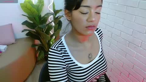 Lala  online show from September 2025 12:10:01 PM