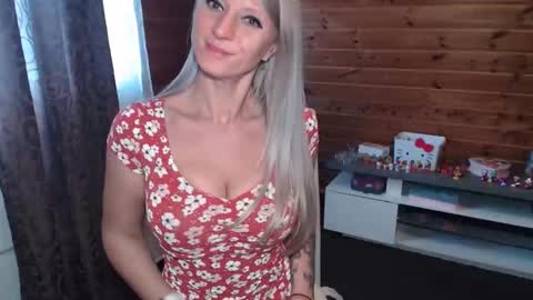 LaMadrina006 online show from February 2026 11:09:02 AM