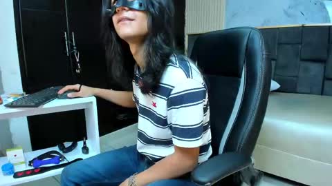 Bella  Dante online show from October 2025 10:32:02 PM