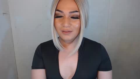 Lamery online show from November 2025 01:50:02 AM