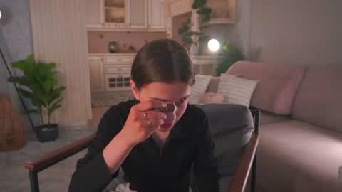 Emily online show from June 2026 03:11:01 AM