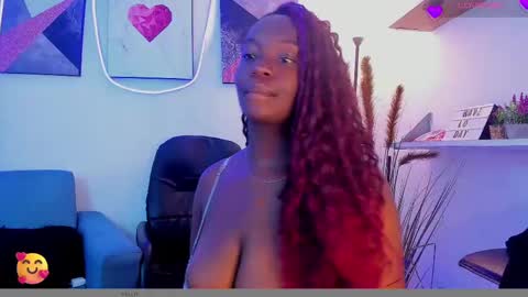 Snapshot of lana__beaux chatting on February 2025 07:09:01 PM online show from February 2025 07:09:01 PM