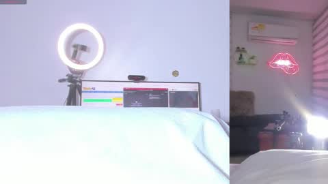 Lana online show from February 2026 09:18:02 AM