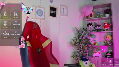 Lana online show from September 2025 12:38:02 PM