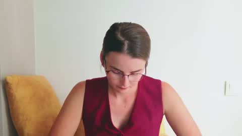 lana_gl online show from July 2026 11:17:02 AM
