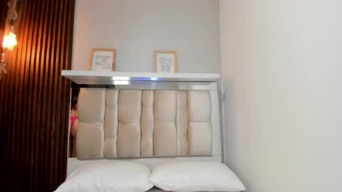 Snapshot of lana_jonnes_ chatting on February 2025 02:50:02 AM Lana igauroraaaaaaaaa 1 online show from February 2025 02:50:02 AM