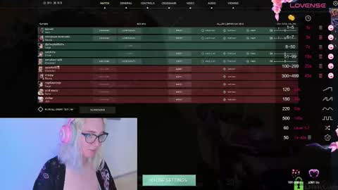 Snapshot of lana_lunar chatting on October 2025 12:39:01 PM Lana online show from October 2025 12:39:01 PM