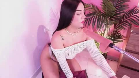 LANA online show from October 2025 03:47:02 AM