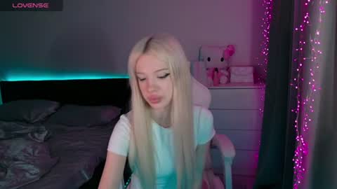 lana_parkerxx online show from July 2026 07:29:02 PM