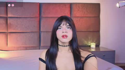 valentino moon online show from May 2026 01:43:02 AM