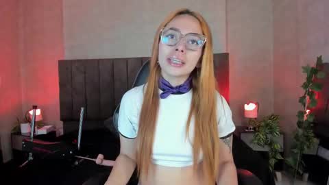 Snapshot of lanaamills chatting on October 2025 11:44:02 AM Lana online show from October 2025 11:44:02 AM