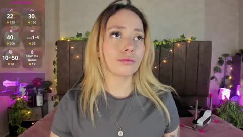 Lana online show from April 2026 05:13:01 AM