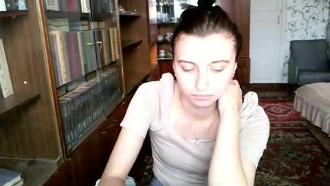 Lana online show from November 2025 08:03:02 AM