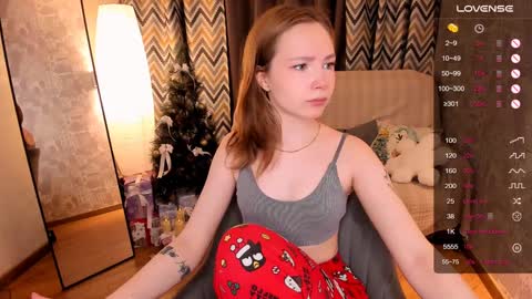 Snapshot of lanablu_ chatting on December 2024 07:04:01 AM Lana online show from December 2024 07:04:01 AM