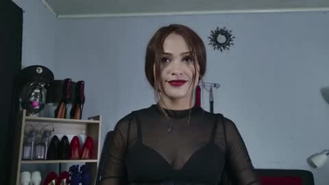 Snapshot of lanadoux_ chatting on October 2025 01:45:02 PM Mistress Lana online show from October 2025 01:45:02 PM