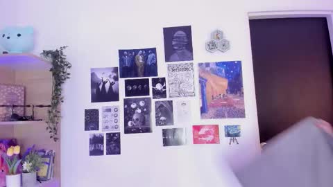 lanaherondale_ online show from September 2025 10:24:01 PM