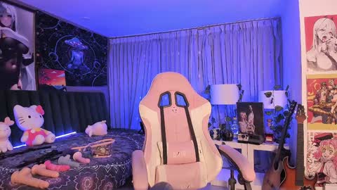 L A N A  online show from December 2024 11:50:01 PM