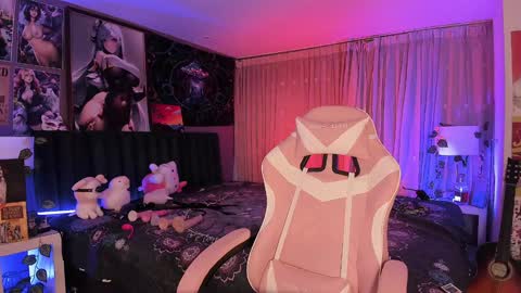 L A N A  online show from January 2025 05:11:01 AM