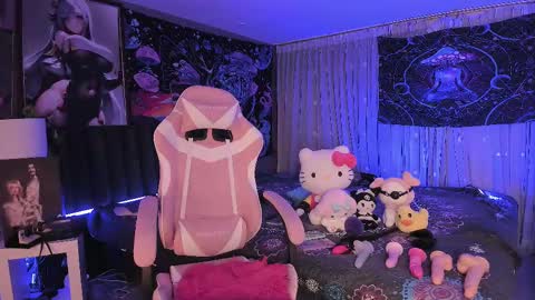 L A N A  online show from February 2025 06:28:01 AM