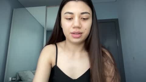 Lana online show from December 2025 12:36:01 PM