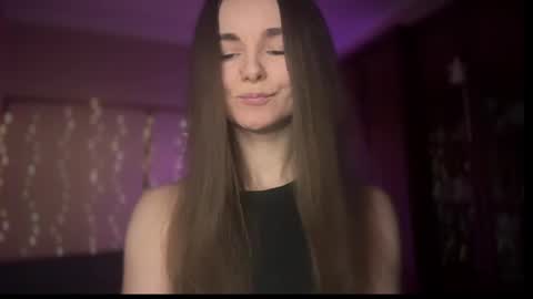 Lana online show from March 2025 07:49:01 PM