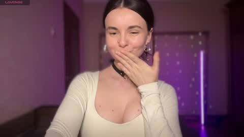 Snapshot of lanaloulou chatting on July 2026 09:08:02 PM Lana online show from July 2026 09:08:02 PM