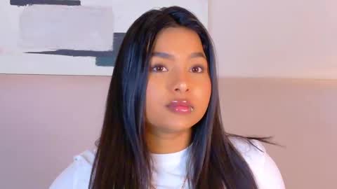 Lana online show from April 2026 07:15:01 PM