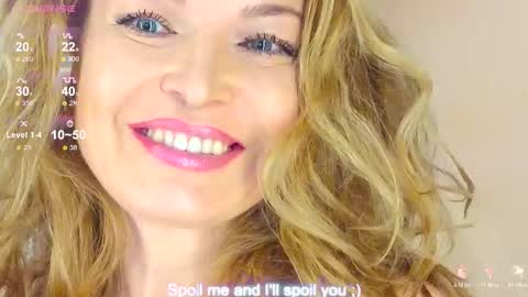 lanavibes online show from November 2025 05:48:01 PM