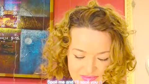 lanavibes online show from December 2025 11:38:02 AM