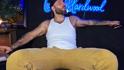 LANCE online show from December 2025 01:10:01 AM