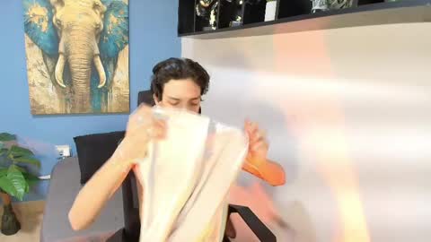 langelo_el online show from May 2026 12:42:01 PM