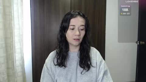 Snapshot of lanna_mills chatting on October 2025 01:03:02 PM Lanna online show from October 2025 01:03:02 PM